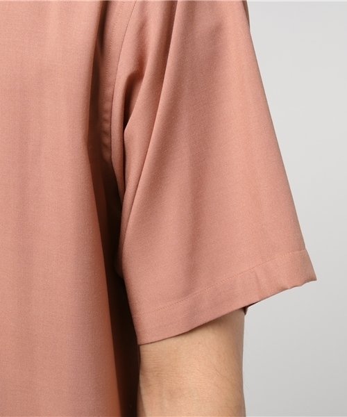 UNITED TOKYO（ユナイテッドトウキョウ）の「ノーカラーシャツ（シャツ/ブラウス・メンズ・ブラック/オフホワイト/ピンク・3/1/2）」の7枚目の写真