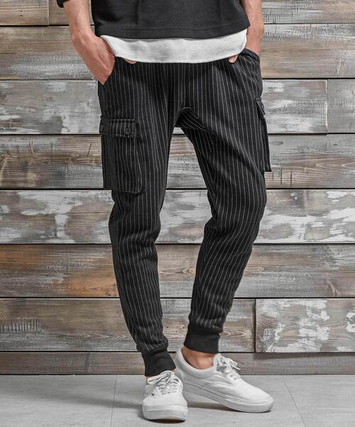 MinoriTY（マイノリティ）の「【MinoriTY】サルエルカーゴパンツ メンズ スウェットパンツ 無地 テーパードパンツ（スウェットパンツ・メンズ・グレー系その他/ネイビー/ブラック/ピンク/ブラック系その他/ブルー系その他/グレー系その他2/グレー系その他3/チェック/カーキ/サックスブルー/ホワイト系その他/ブラック系その他2/ブラウン系その他/レッド/ブラウン・S/L/XL/M）」の4枚目の写真