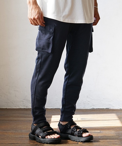 MinoriTY（マイノリティ）の「【MinoriTY】サルエルカーゴパンツ メンズ スウェットパンツ 無地 テーパードパンツ（スウェットパンツ・メンズ・グレー系その他/ネイビー/ブラック/ピンク/ブラック系その他/ブルー系その他/グレー系その他2/グレー系その他3/チェック/カーキ/サックスブルー/ホワイト系その他/ブラック系その他2/ブラウン系その他/レッド/ブラウン・S/L/XL/M）」の11枚目の写真