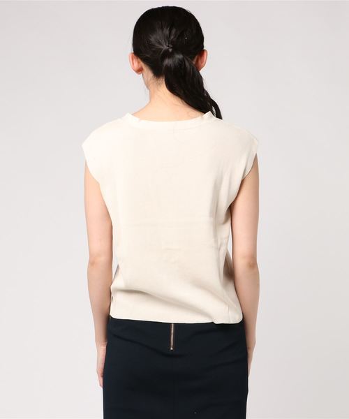 SLOBE IENA（スローブイエナ）の「総針ニュアンスフレンチカーディガン◆（カーディガン/ボレロ・レディース・ブラック/パープル/グリーン/アイボリー・FREE）」の8枚目の写真