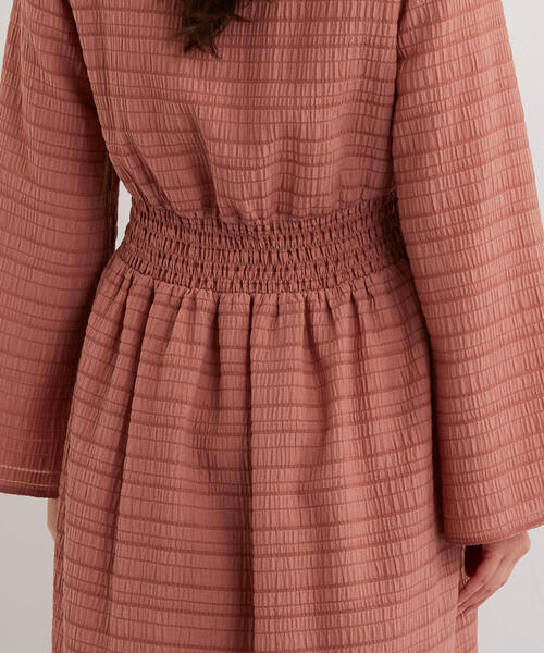 EMMEL REFINES（エメルリファインズ）の「【EMMEL REFINES〔ハンドウォッシャブル〕】SMF HWヨウリョウ ウエストリボン ワンピース（ワンピース・レディース・ベージュ/ネイビー/ピンク・S/M）」の20枚目の写真