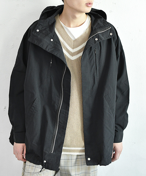 PairPair(ペアペア)の「ナイロンマウンテンパーカー(マウンテンパーカー・メンズ・ブラック/カーキ・FREE)」の2枚目の写真