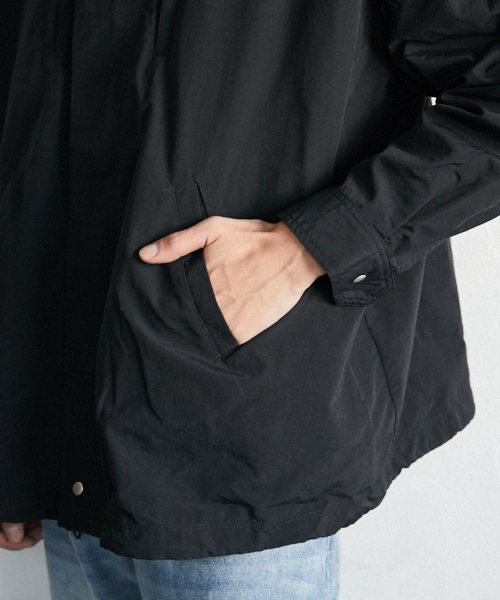 PairPair(ペアペア)の「ナイロンマウンテンパーカー(マウンテンパーカー・メンズ・ブラック/カーキ・FREE)」の7枚目の写真
