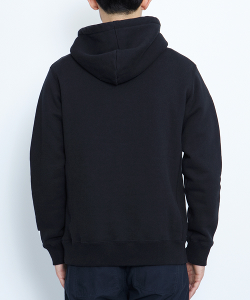 XLARGE（エクストララージ）の「XLARGE Keith Haring PULLOVER HOODIE（パーカー・メンズ・ブラック/ホワイト・MEDIUM/SMALL/LARGE/X-LARGE）」の5枚目の写真