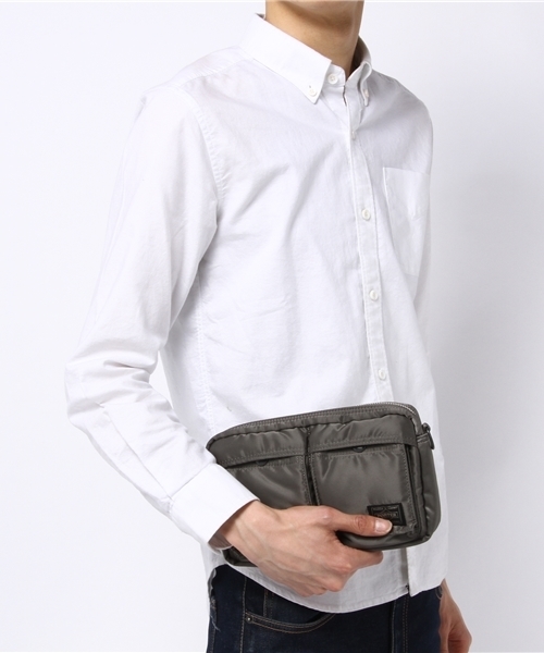 PORTER（ポーター）の「PORTER TANKER SHOULDER BAG <B印 YOSHIDA SELECT>（ショルダーバッグ・メンズ・ブラック系その他・ONE SIZE）」の4枚目の写真