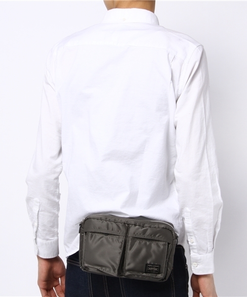 PORTER（ポーター）の「PORTER TANKER SHOULDER BAG <B印 YOSHIDA SELECT>（ショルダーバッグ・メンズ・ブラック系その他・ONE SIZE）」の6枚目の写真