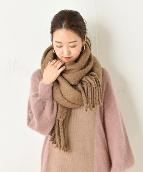 DouDou（ドゥドゥ）の「BIGフリンジストール（ストール/ショール・レディース・ブラウン/ブルー/ライトベージュ・FREE）」の9枚目の写真