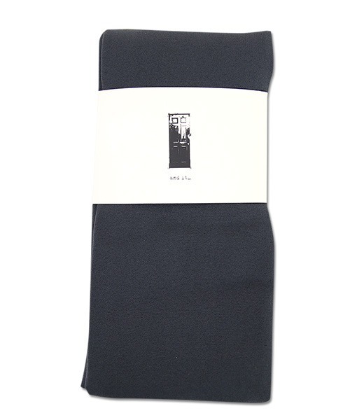 and it_(アンドイット)の「あったか裏起毛タイツ(タイツ/ストッキング・レディース・カーキ系/ブラック/チャコールグレー/カーキ/ボルドー/ダークブラウン・M~L/LL~3L/M/LL)」の2枚目の写真