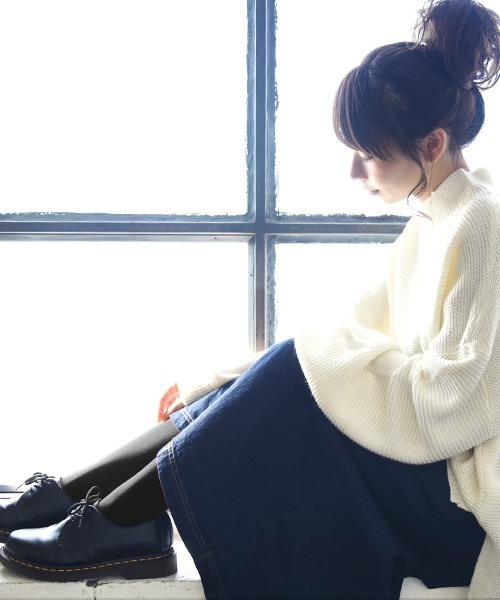 and it_(アンドイット)の「あったか裏起毛タイツ(タイツ/ストッキング・レディース・カーキ系/ブラック/チャコールグレー/カーキ/ボルドー/ダークブラウン・M~L/LL~3L/M/LL)」の10枚目の写真