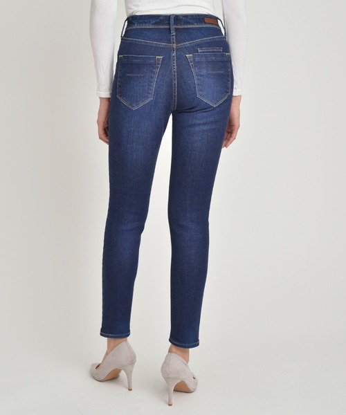 YANUK（ヤヌーク）の「アンクル スキニーパンツ PATRICIA (パトリシア)（デニムパンツ・レディース・インディゴブルー・24inch/25inch/26inch/27inch/23inch/22inch/21inch）」の3枚目の写真