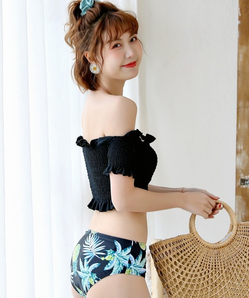 TeddyShop（テディショップ）の「レディース水着 オフショル風2WAYシャーリングフリルビキニ 2点セット（水着・レディース・ブルーグレー/ブラックミックス/ダークネイビー/グリーン/ブラック/ブラウン系その他/ネイビー/ブラウン/ブラック系その他・S/L/M/XL）」の18枚目の写真