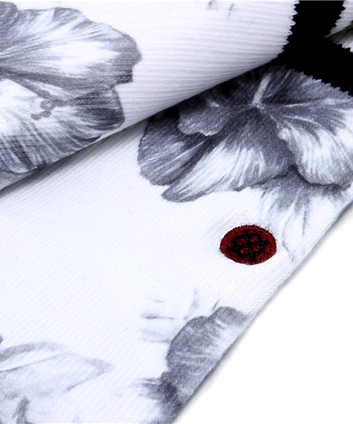 Kastane（カスタネ）の「【STANCE】花柄ボーダーソックス（ソックス/靴下・レディース・ブラック系その他・FREE）」の4枚目の写真