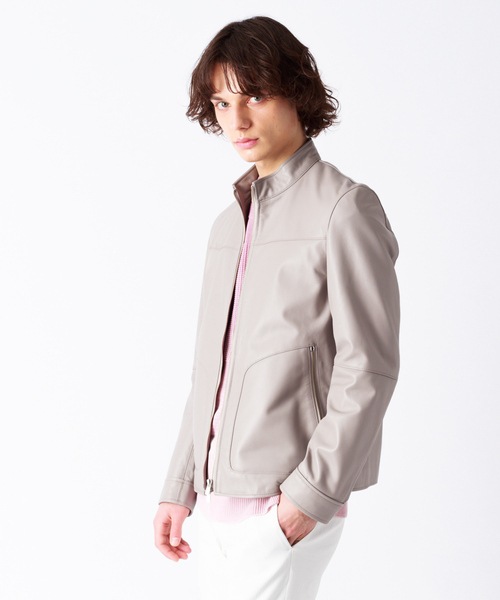 ABAHOUSE（アバハウス）の「ラムレザー スタンドカラー ブルゾン（ライダースジャケット・メンズ・グレイッシュブルー/ブラック/グレイッシュベージュ・44/46/48）」の16枚目の写真