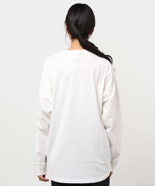 ANTIBAL(アンティバル)の「ANTIBAL/アンティバル MULGAグラフィック ビッグシルエットロンT 211AN2LT010(Tシャツ/カットソー・レディース・ホワイト/ブラック・FREE)」の3枚目の写真