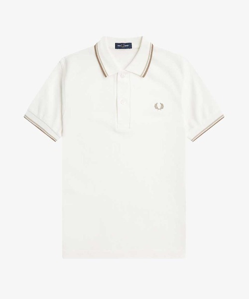 FRED PERRY(フレッドペリー)の「Kids Twin Tipped Fred Perry Shirt/キッズ ツインティップラインポロシャツ(ポロシャツ・キッズ・ブルー/グリーン系その他2/レッド/ネイビー/グレー/ピンク/ブルーグラス/ブラック×ホワイト/イエロー×ブラック/ブラック/セージグリーン/ブラック系その他/レッド系その他/サックスブルー/パープル/グリーン/ダークグレー/ネイビー×ホワイト/ブラック×イエロー/グレイッシュブルー/ゴールド/カーキ/ホワイト/ブルー系その他2/ブラック×ブルー/ライトブルー/オリーブ/グレー系その他2/ホワイト系その他/ブラック系その他2/チャコールグレー/グレイッシュベージュ/ネイビー系/グリーン系その他3/ブルー系その他3/ホワイト系その他2/ブルー系その他4/ネイビー系1/ブラック系その他3/ブルー系その他5/ブルー系その他6/ホワイト系その他3/ネイビー系3/グレー系その他4/オートミール/モスグリーン/ベージュ/ブルー系/ブルー系1/グリーン系その他5/ピンク系1/ネイビー系4/グリーン系その他4/ライトベージュ/グリーン系その他6/ホワイト系その他4/ブルー系2/サックスブルー系/ミント/ベージュ系その他/レッド系その他2/ブルー系3・6-7/8-9/2-3/4-5)」の5枚目の写真