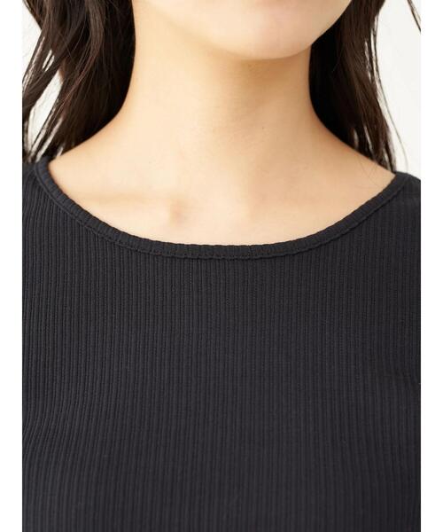 earth music&ecology（アースミュージックアンドエコロジー）の「チェーン柄リブパワーショルダープルオーバー ＊（Tシャツ/カットソー・レディース・オフホワイト/ピンクベージュ/ライトベージュ/ブラック・FREE）」の12枚目の写真