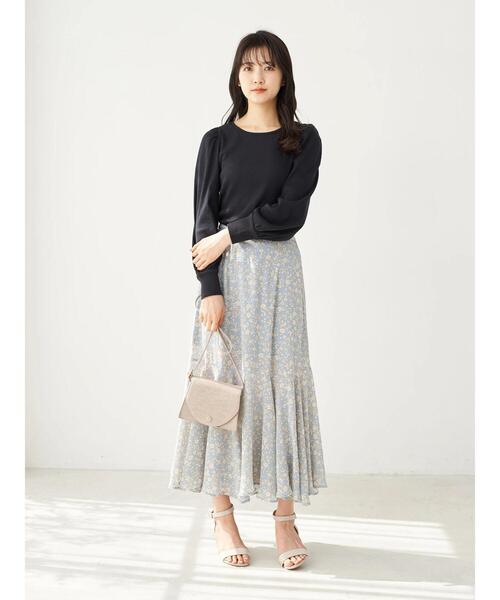 earth music&ecology（アースミュージックアンドエコロジー）の「チェーン柄リブパワーショルダープルオーバー ＊（Tシャツ/カットソー・レディース・オフホワイト/ピンクベージュ/ライトベージュ/ブラック・FREE）」の17枚目の写真