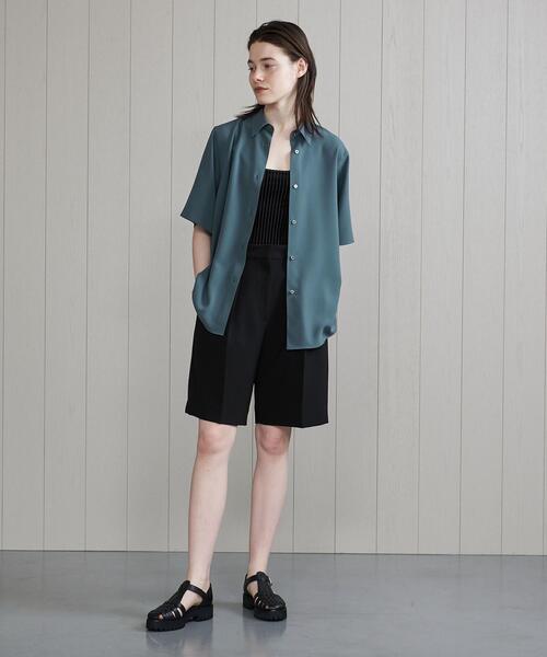 H　BEAUTY&YOUTH UNITED ARROWS（エイチビューティーアンドユースユナイテッドアローズ）の「＜H＞TWILL SHORT SLEEVE SHIRT/シャツ（シャツ/ブラウス・レディース・ブラック/ホワイト/コバルトブルー・FREE）」の3枚目の写真