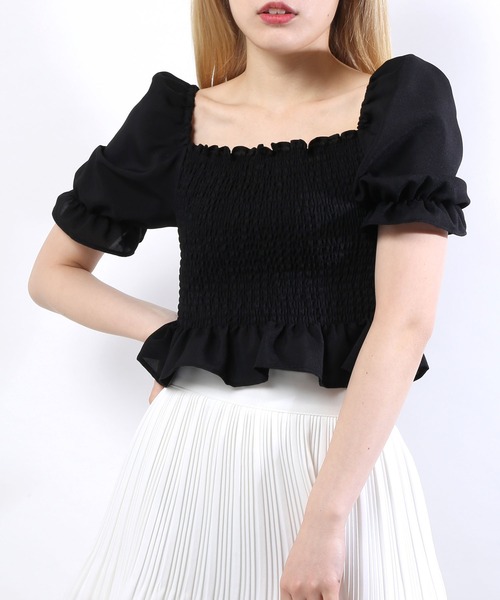 WC(ダブル シー)の「シャーリング半袖ブラウス(シャツ/ブラウス・レディース・ホワイト/ブラック・FREE)」の2枚目の写真