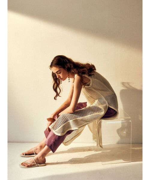 Ungrid(アングリッド)の「ノースリネットワンピース(ワンピース・レディース・チャコールグレー/アイボリー・FREE)」の15枚目の写真