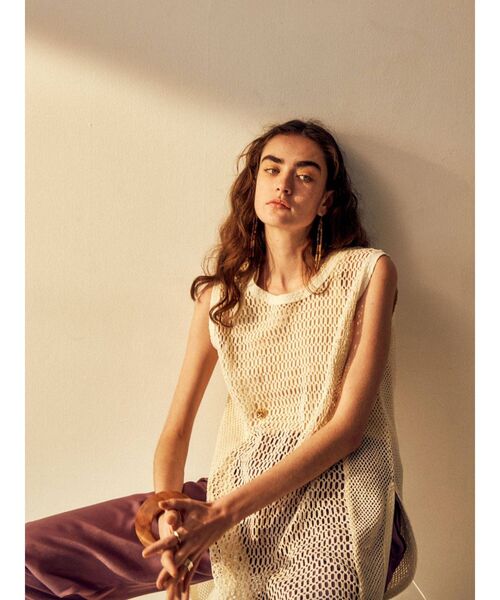 Ungrid(アングリッド)の「ノースリネットワンピース(ワンピース・レディース・チャコールグレー/アイボリー・FREE)」の3枚目の写真