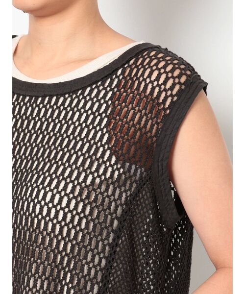 Ungrid(アングリッド)の「ノースリネットワンピース(ワンピース・レディース・チャコールグレー/アイボリー・FREE)」の4枚目の写真