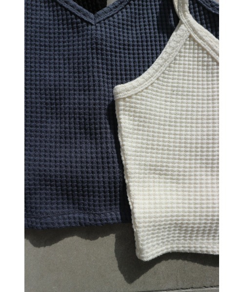 TRUNC（トランクエイティーエイト）の「Rough Waffle Camisole（キャミソール・レディース・アイボリー/ブラック/チャコールグレー・FREE）」の15枚目の写真