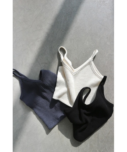 TRUNC（トランクエイティーエイト）の「Rough Waffle Camisole（キャミソール・レディース・アイボリー/ブラック/チャコールグレー・FREE）」の19枚目の写真