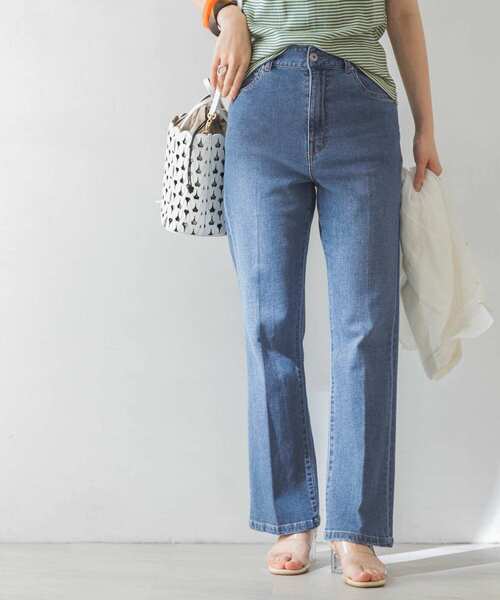 URBAN RESEARCH（アーバンリサーチ）の「ハイウエストストレートデニムパンツ（デニムパンツ・レディース・ライトブルー/インディゴブルー/アイボリー・38/36）」の10枚目の写真