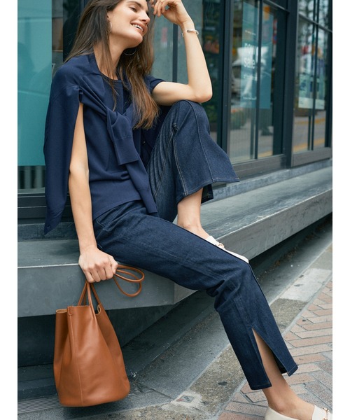 koe（コエ）の「サイドスリットフレアデニムパンツ*（デニムパンツ・レディース・ワンウォッシュ/ライトインディゴブルー・M/S/L）」の10枚目の写真