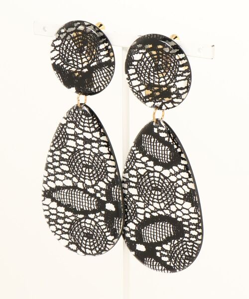 baebae（ベベ）の「【baebae】Lace Drop Earring（CLIP)（イヤリング・レディース・ブラック/オフホワイト・M）」の2枚目の写真