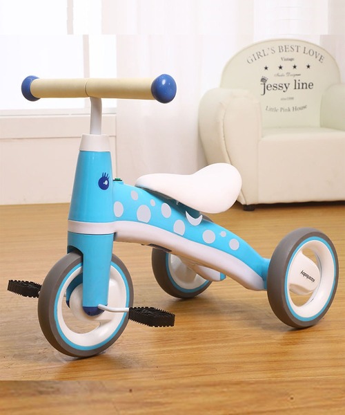 yururira（ユルリラ）の「カラフルきりん三輪車（おもちゃ）」 - WEAR