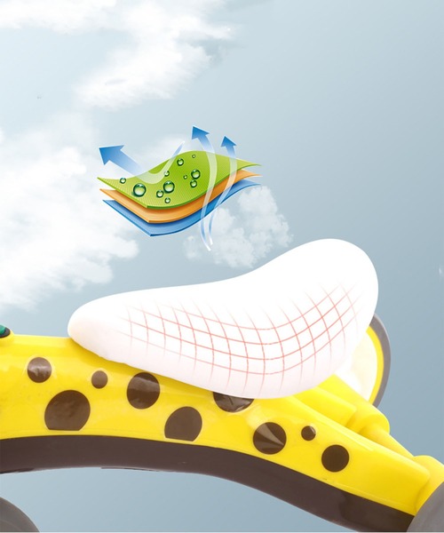 yururira（ユルリラ）の「カラフルきりん三輪車（おもちゃ）」 - WEAR