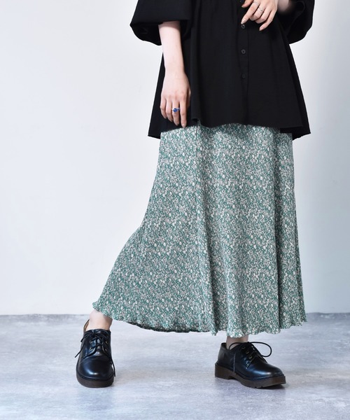 RETRO GIRL(レトロガール)の「マーメイド゙細プリーツSK(スカート・レディース・ブラウン/オフホワイト/ブラック系その他/ホワイト系その他/グリーン/ブラック/ブラウン系その他・FREE)」の7枚目の写真