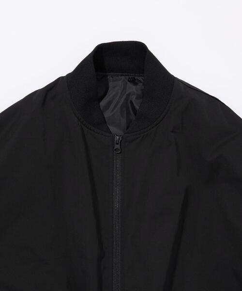 green label relaxing（グリーンレーベルリラクシング）の「【WEB限定】＜GLR or＞ バルーン オーバーサイズ MA1 ジャケット -ユニセックス-（MA-1・メンズ・ブラック/オリーブ・M/L/S）」の6枚目の写真