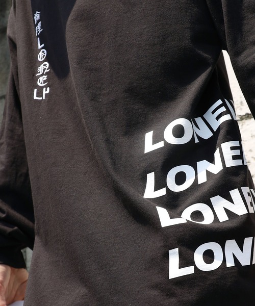 LONELY/論理(ロンリー)の「【ROOPTOKYO別注】LONELY(論理)/ロンリー YAMU ASKA L/S TEE グラフィックロンT(Tシャツ/カットソー・メンズ・ブラック/ホワイト・M/L/XL/XXL)」の5枚目の写真