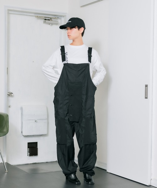 LONELY/論理(ロンリー)の「【ROOPTOKYO別注】LONELY(論理)/ロンリー YAMU ASKA L/S TEE グラフィックロンT(Tシャツ/カットソー・メンズ・ブラック/ホワイト・M/L/XL/XXL)」の6枚目の写真