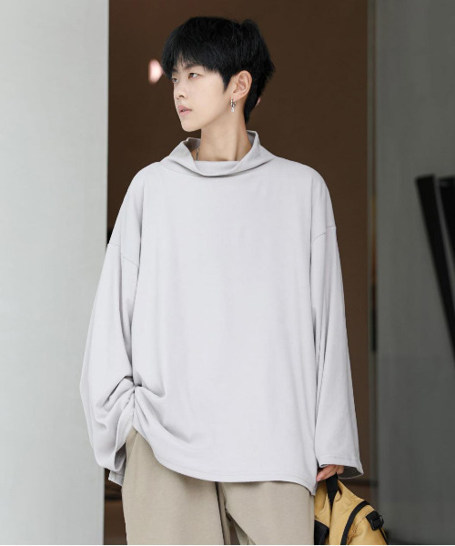 neos（ネオス）の「【neos -addictive design-】ビックシルエット モックネック ロングスリーブ カットソー（Tシャツ/カットソー・メンズ・モカ/ブラック/ライトグレー・MEDIUM/LARGE）」の3枚目の写真