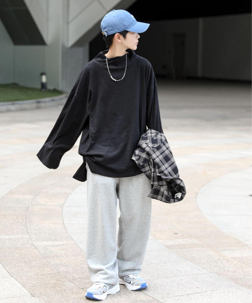 neos（ネオス）の「【neos -addictive design-】ビックシルエット モックネック ロングスリーブ カットソー（Tシャツ/カットソー・メンズ・モカ/ブラック/ライトグレー・MEDIUM/LARGE）」の19枚目の写真