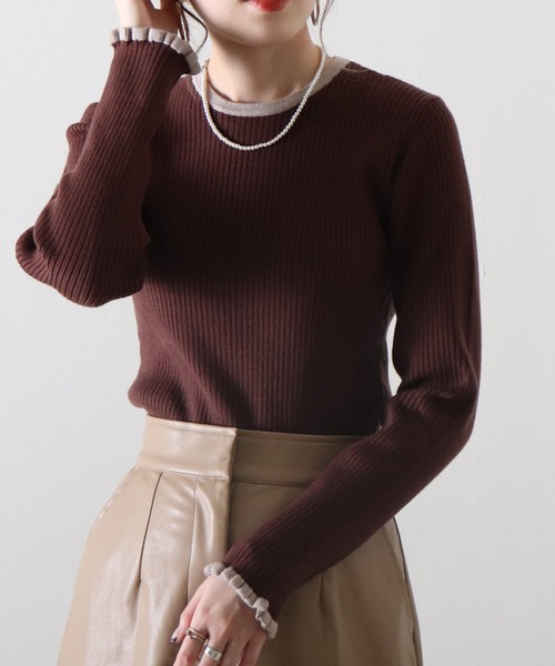 Cheek(チーク)の「袖口フリル配色リブニット(Tシャツ/カットソー・レディース・ブラウン/ブラック/グレイッシュベージュ・MEDIUM)」の13枚目の写真