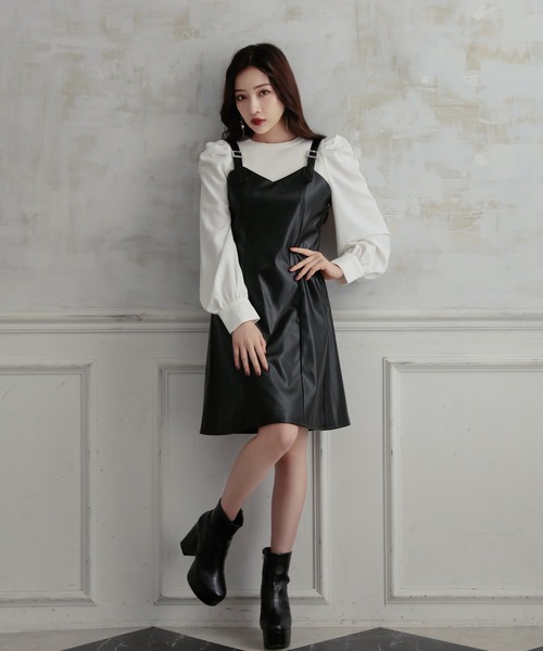 ANDGEEBEE（アンジービー）の「フェイクレザージャンスカ（ジャンパースカート・レディース・ベージュ/ブラック・MEDIUM）」の16枚目の写真