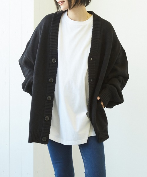 VIBGYOR(ヴィブジョー)の「【豊富なカラー展開】5GGV/N オーバーサイズカーディガン(BL)(カーディガン/ボレロ・レディース・チャコールグレー/ブラック/ブラウン/ベージュ/グリーン/ネイビー・MEDIUM/LARGE)」の2枚目の写真