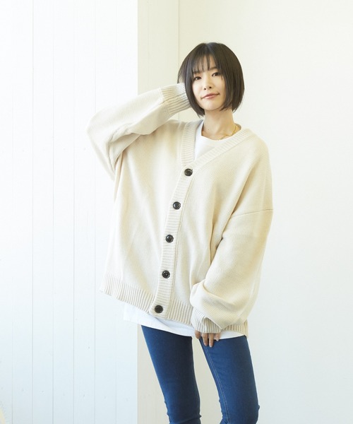 VIBGYOR(ヴィブジョー)の「【豊富なカラー展開】5GGV/N オーバーサイズカーディガン(BL)(カーディガン/ボレロ・レディース・チャコールグレー/ブラック/ブラウン/ベージュ/グリーン/ネイビー・MEDIUM/LARGE)」の9枚目の写真