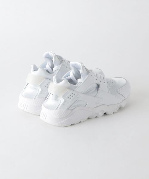 NIKE(ナイキ)の「<NIKE(ナイキ)>HARACHE ウィメンズ ハラチ/スニーカー(スニーカー・レディース・ホワイト・23cm/23.5cm/24cm/24.5cm/25cm)」の2枚目の写真