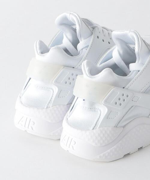 NIKE(ナイキ)の「<NIKE(ナイキ)>HARACHE ウィメンズ ハラチ/スニーカー(スニーカー・レディース・ホワイト・23cm/23.5cm/24cm/24.5cm/25cm)」の5枚目の写真