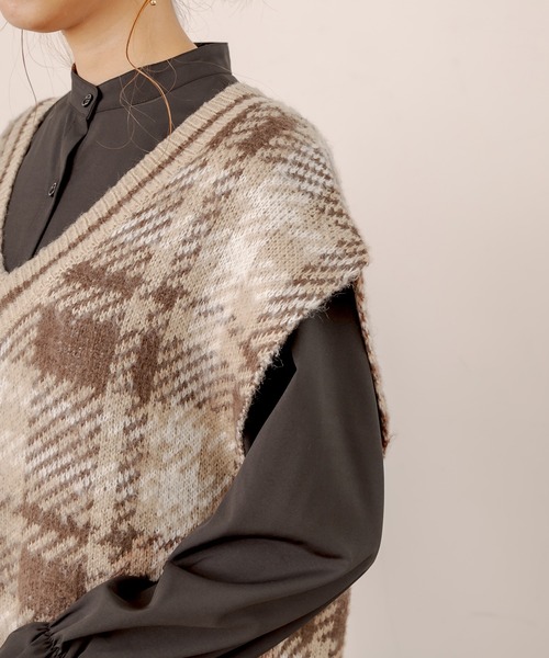 OLIVE des OLIVE（オリーブデオリーブ）の「Ｂｉｇベスト（ベスト・レディース・ブラウン/ミント/ラベンダー/アイボリー・FREE）」の8枚目の写真