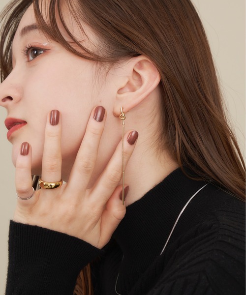 muku（ムク）の「金属アレルギー対応 ノットスネークピアス (両耳用) / サージカルステンレス/316L（ピアス（両耳用）・レディース・シルバー/ゴールド・FREE）」の16枚目の写真