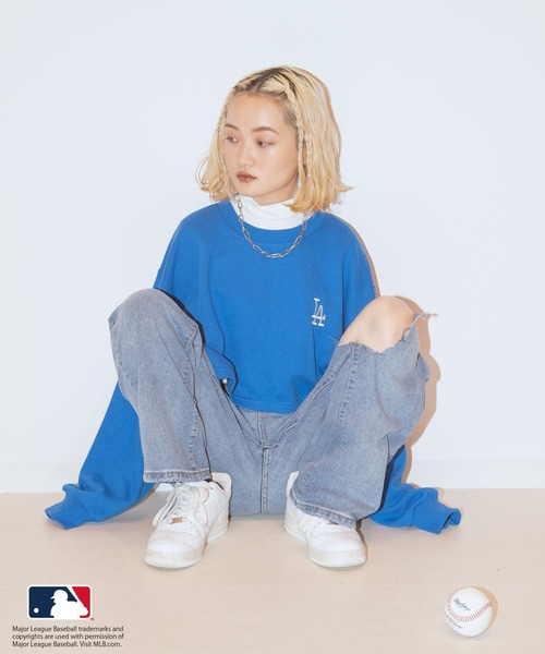 MLB（メジャーリーグベースボール）の「【MLB / メジャーリーグベースボール】MLBロゴマーク ショート丈スウェット / セットアップ対応（スウェット・レディース・ホワイト/ブラック/ネイビー/ブルー/グリーン・ONESIZE）」の8枚目の写真