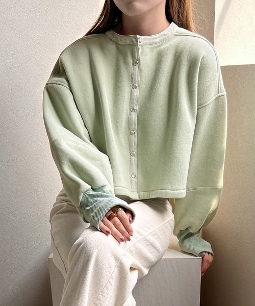 Bab(バブ)の「前後2WAYスウェットトップス(スウェット・レディース・アイボリー/ライトグレー/ライトグリーン・M)」の3枚目の写真