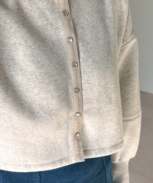 Bab(バブ)の「前後2WAYスウェットトップス(スウェット・レディース・アイボリー/ライトグレー/ライトグリーン・M)」の17枚目の写真